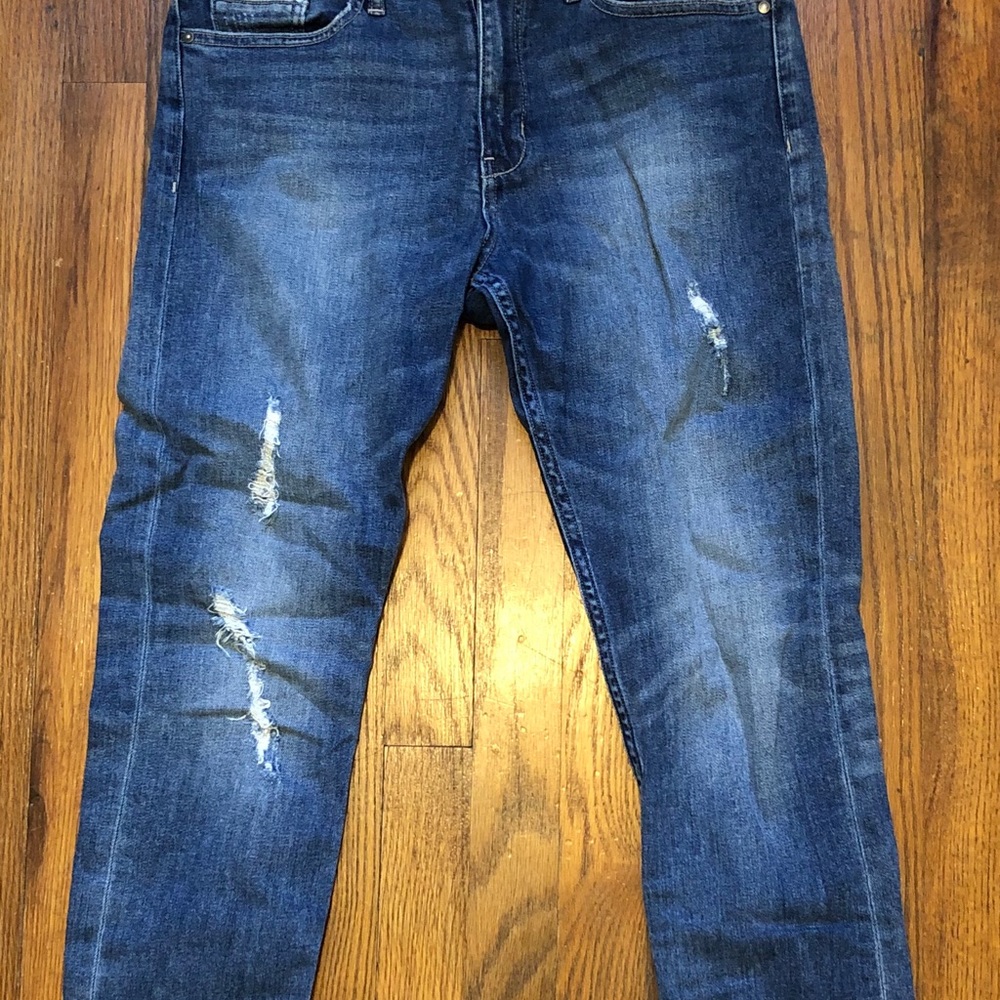 Calvin Klein Jeans Distressed Slim Boyfriend